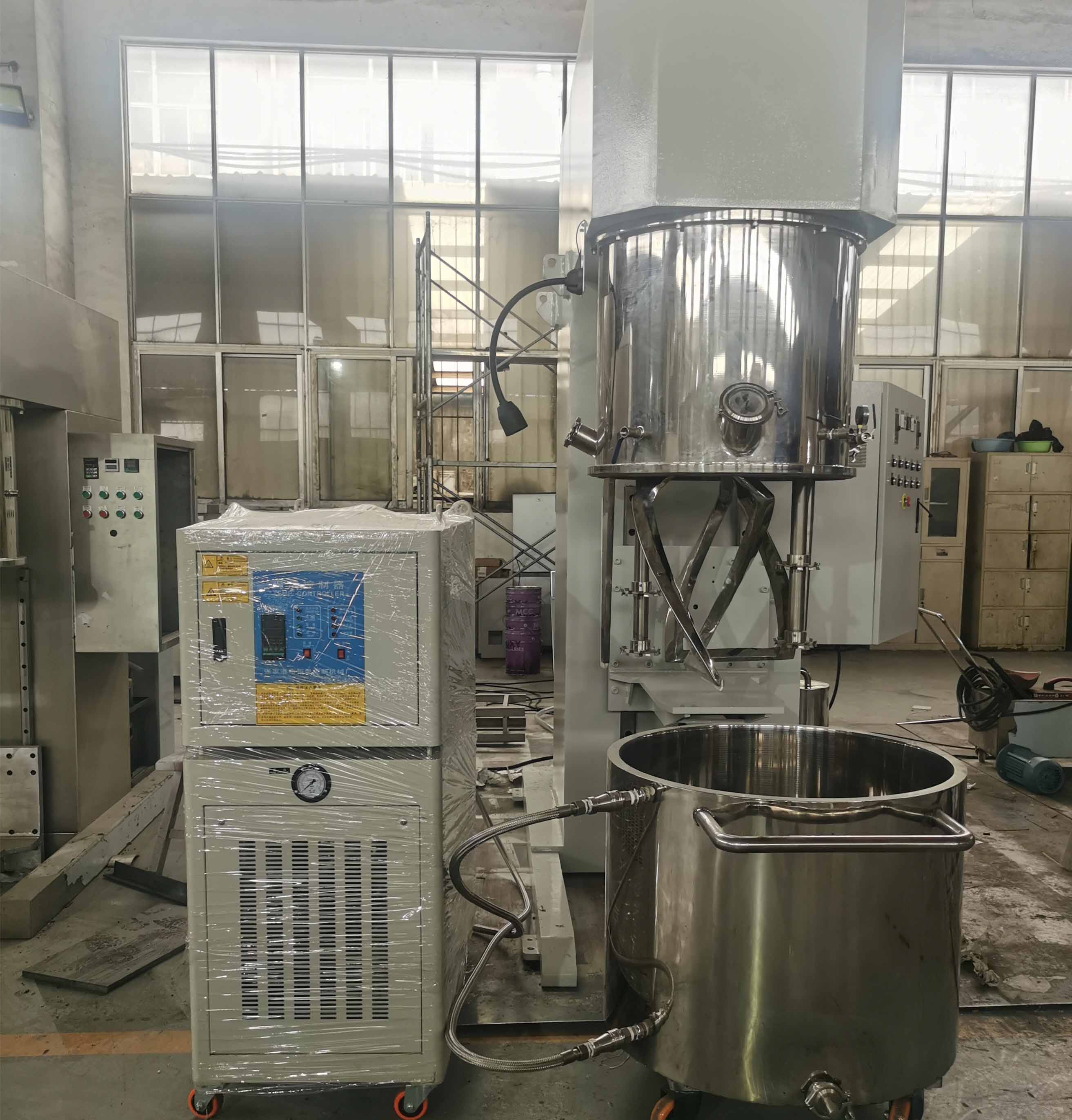 行星搅拌机搅拌速度与搅拌时间优化研究